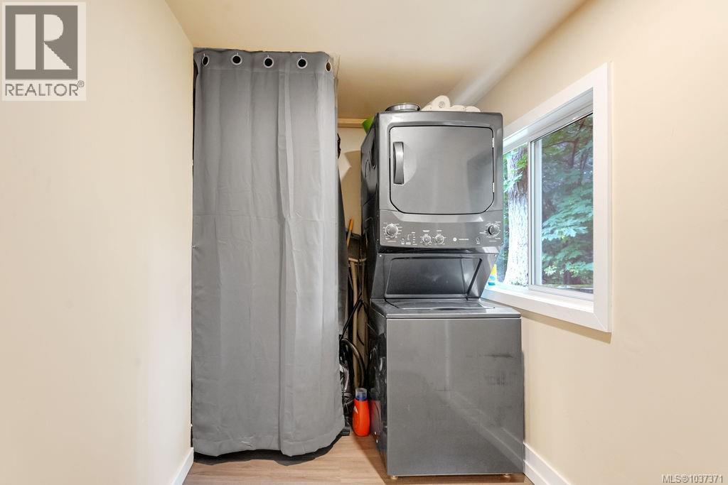8996 Chemainus Rd - 31