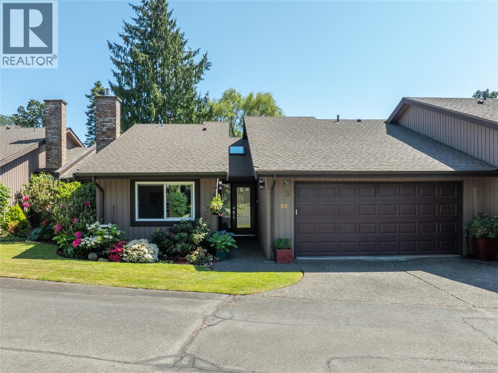 #3 4056 Livingstone Ave N - 30