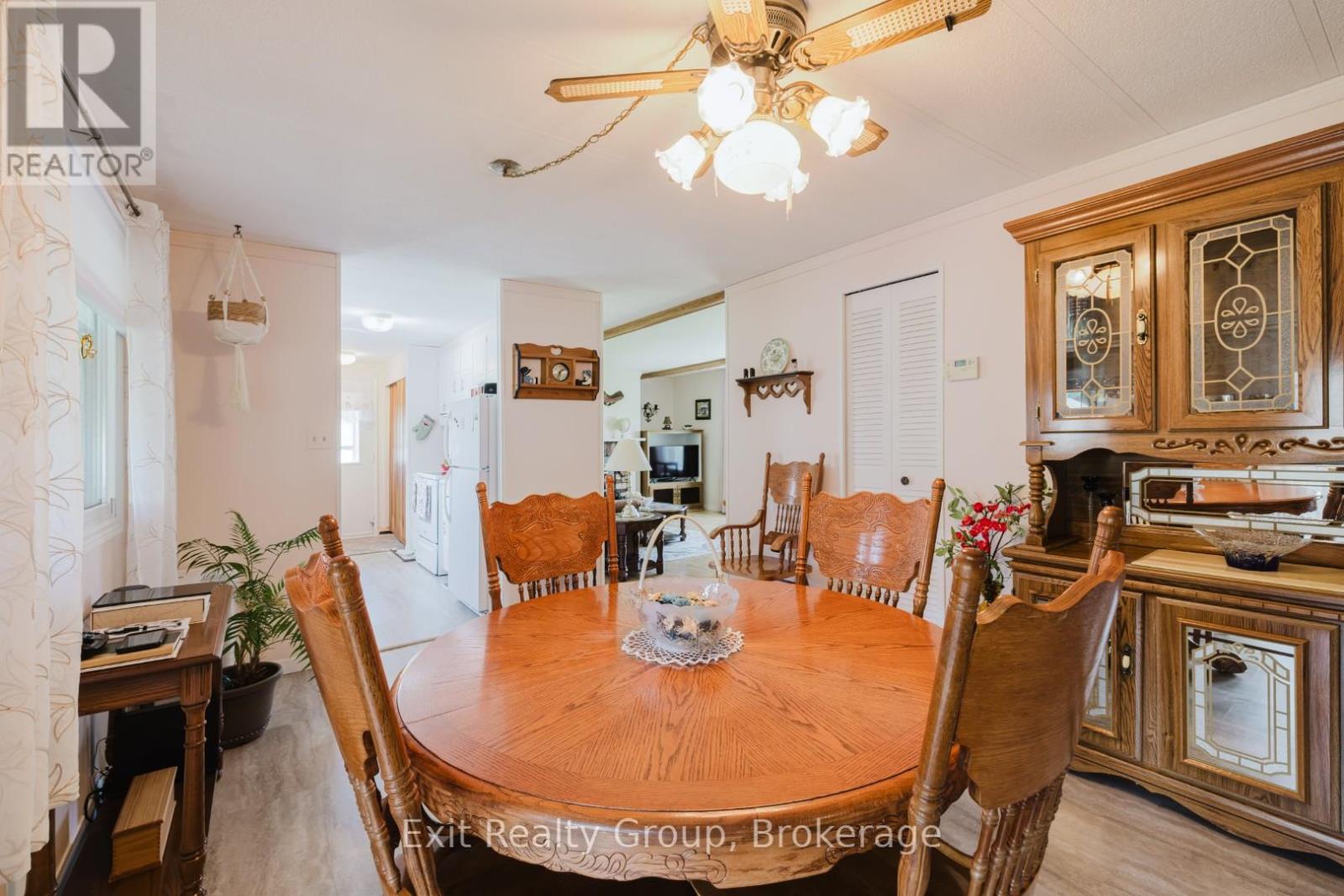 #172 63 WHITES ROAD - 8
