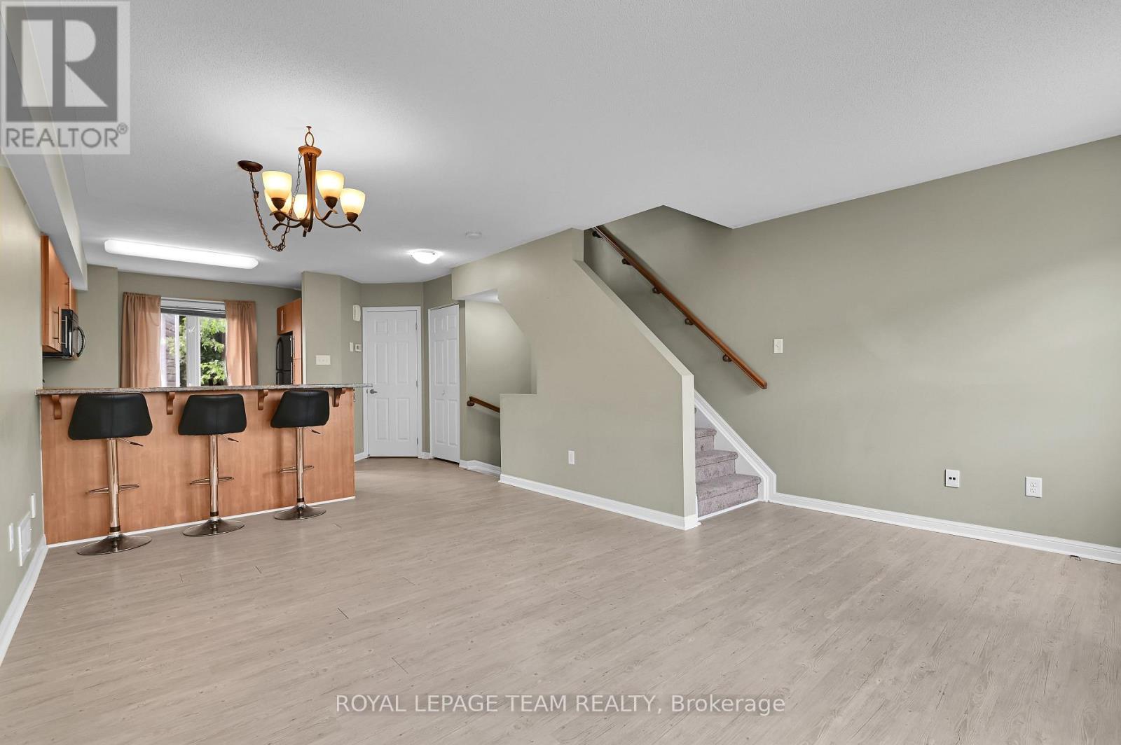 2 Bed, 3 Bath House for Rent in Ottawa – 774 SANIBEL PRIVATE, Ottawa – MLS# X13224064 - Image 21