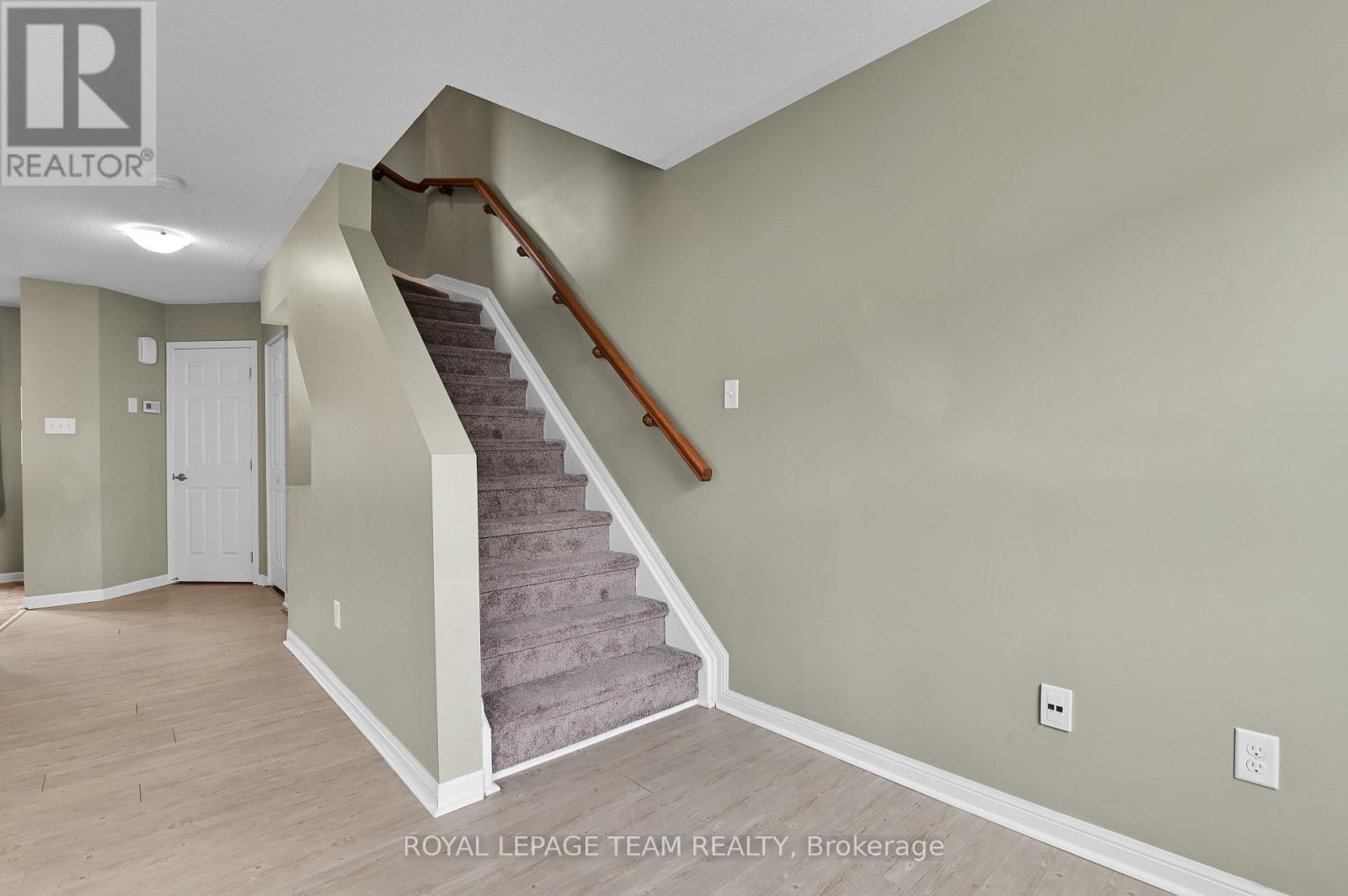 2 Bed, 3 Bath House for Rent in Ottawa – 774 SANIBEL PRIVATE, Ottawa – MLS# X13224064 - Image 29