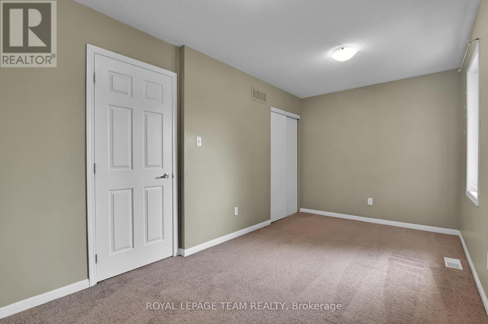 2 Bed, 3 Bath House for Rent in Ottawa – 774 SANIBEL PRIVATE, Ottawa – MLS# X13224064 - Image 33