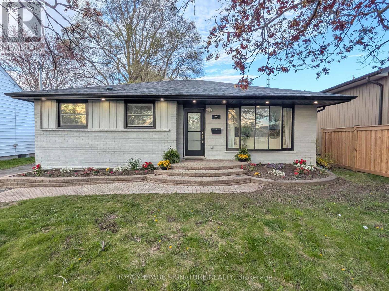 520 BURNHAM STREET - 1