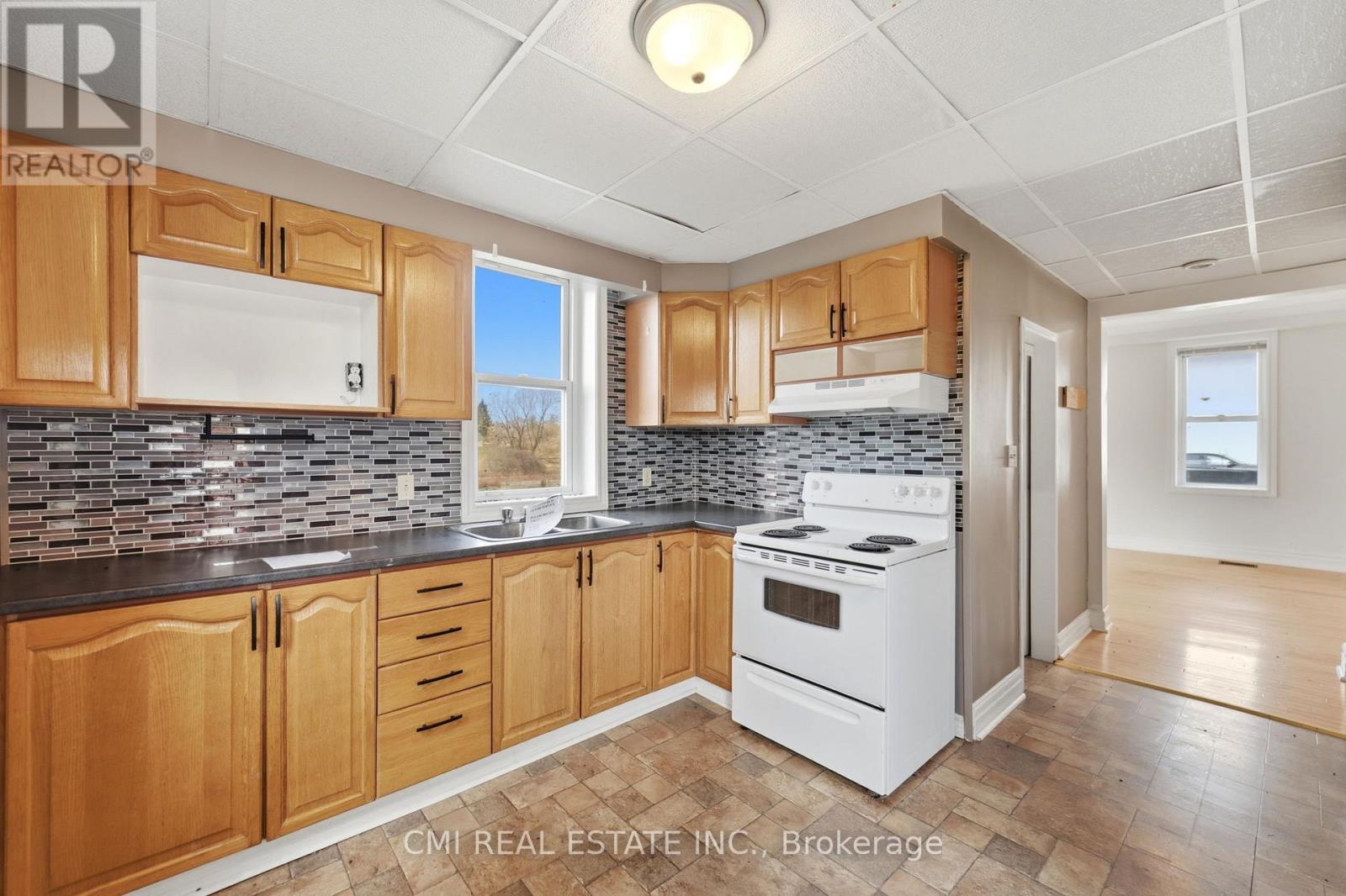 73 RIVER ROAD