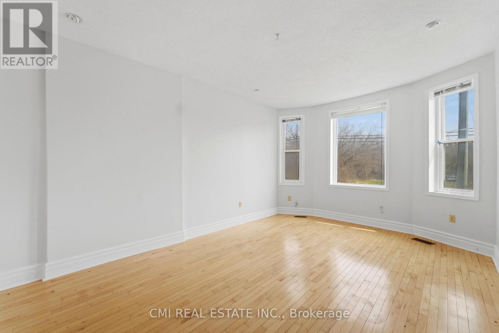 73 RIVER ROAD - 20