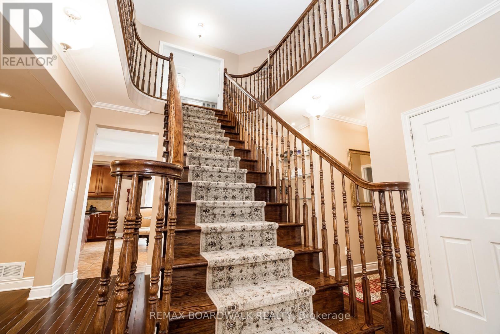 415 LANDSWOOD WAY - 18