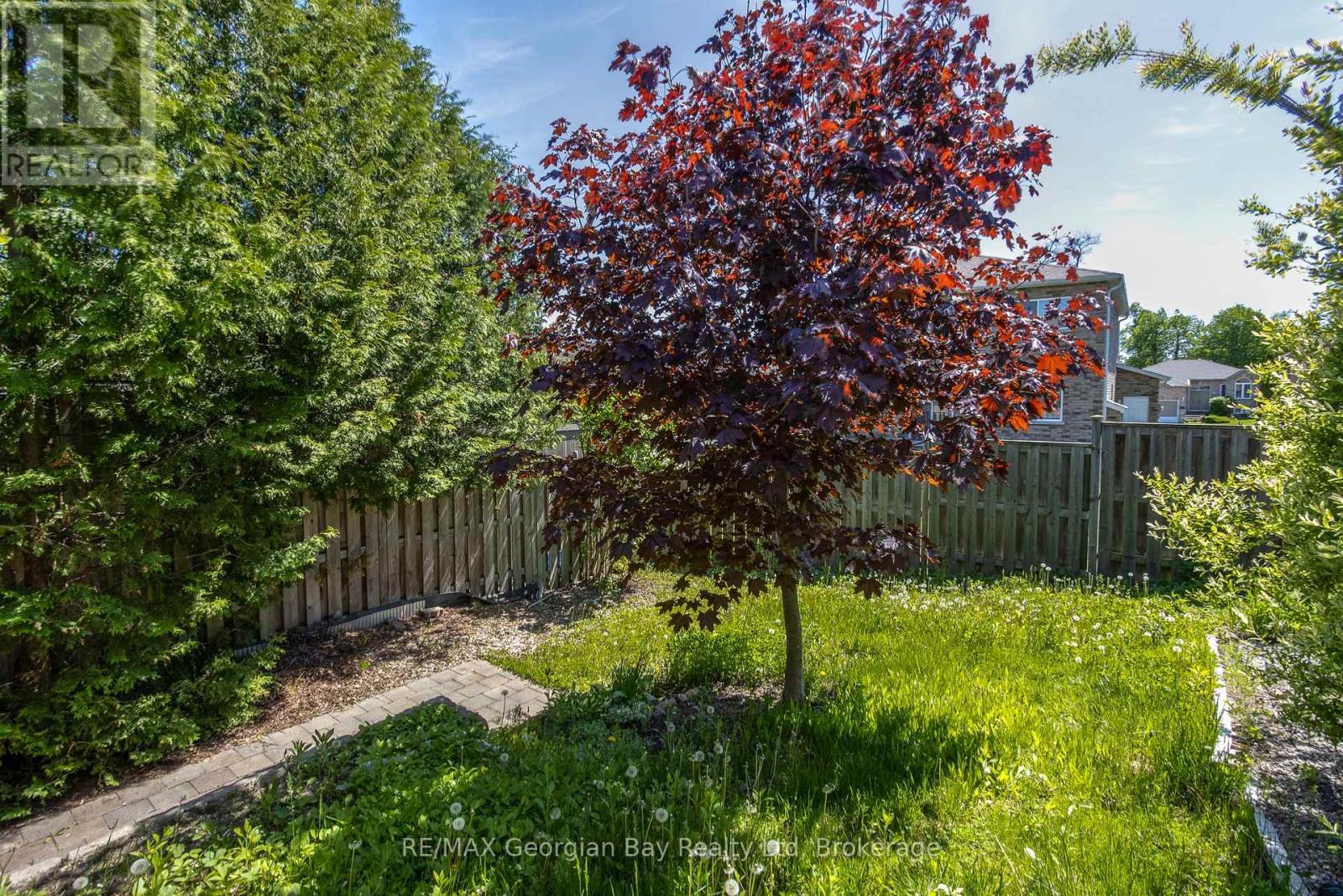 432 SHEWFELT CRESCENT - 6