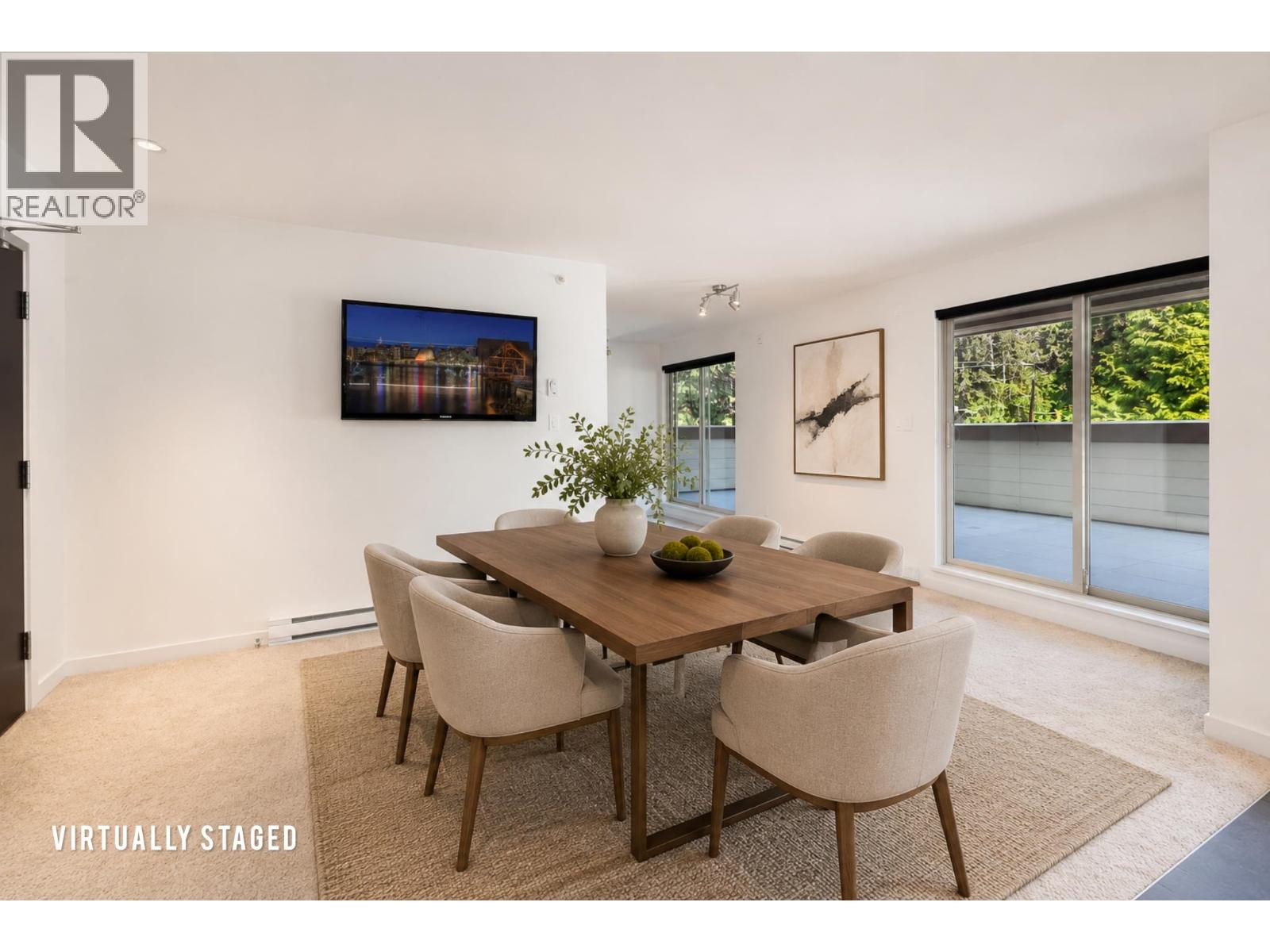 PH2 2832 CAPILANO ROAD, North Vancouver