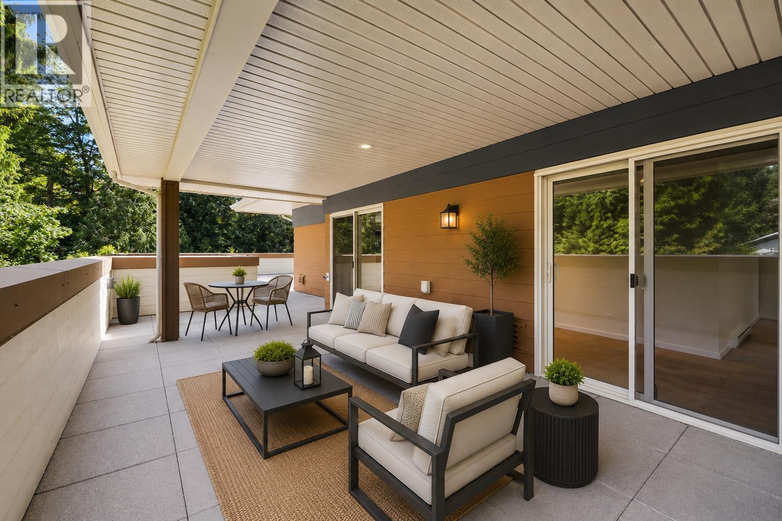 PH2 2832 CAPILANO ROAD, North Vancouver