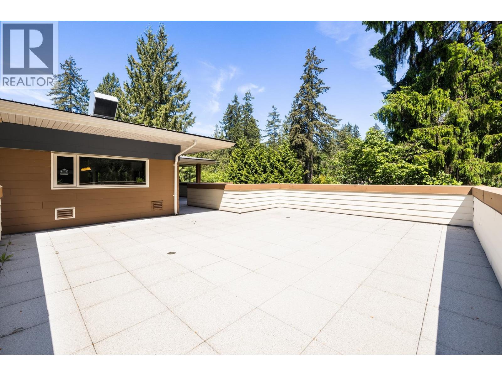 PH2 2832 CAPILANO ROAD, North Vancouver