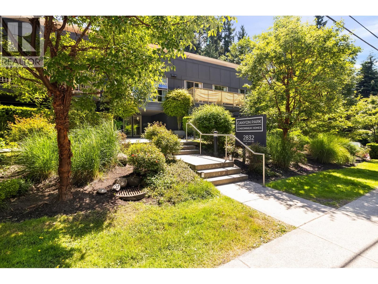 PH2 2832 CAPILANO ROAD, North Vancouver