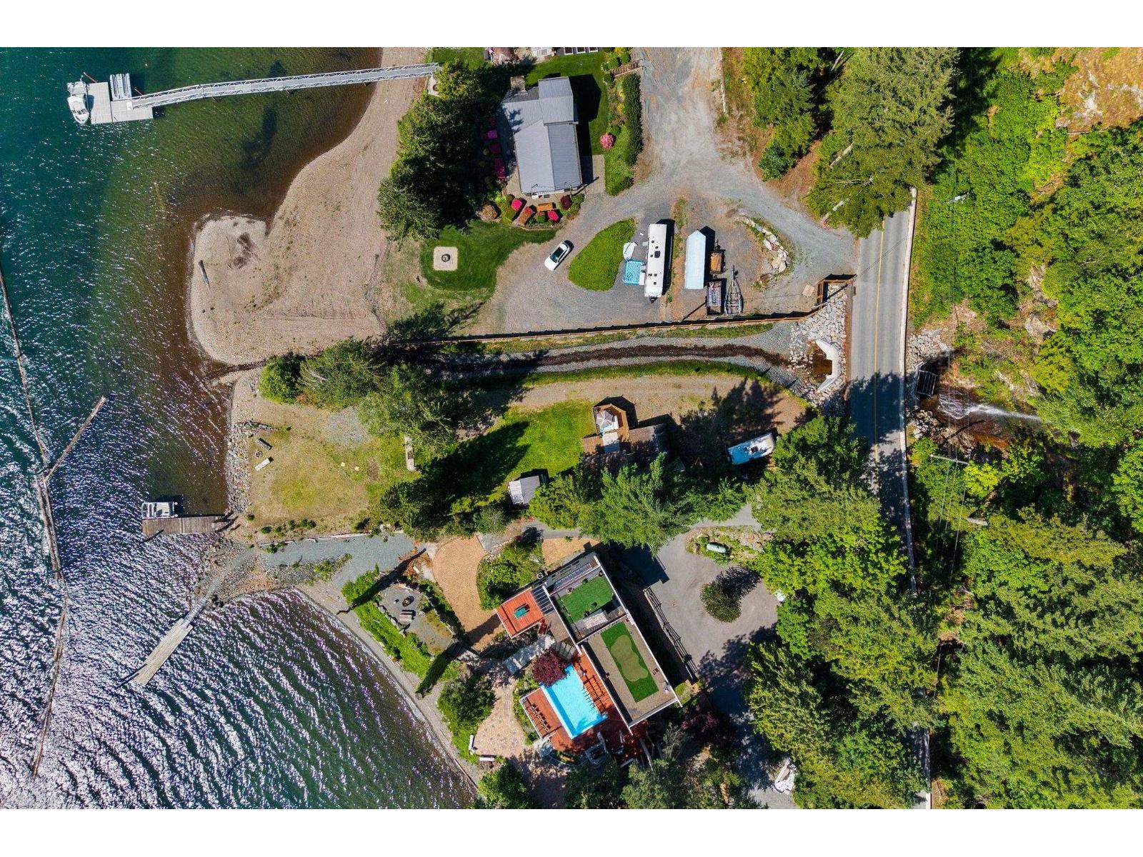 6535 ROCKWELL DRIVE, Harrison Lake, Harrison Hot Springs