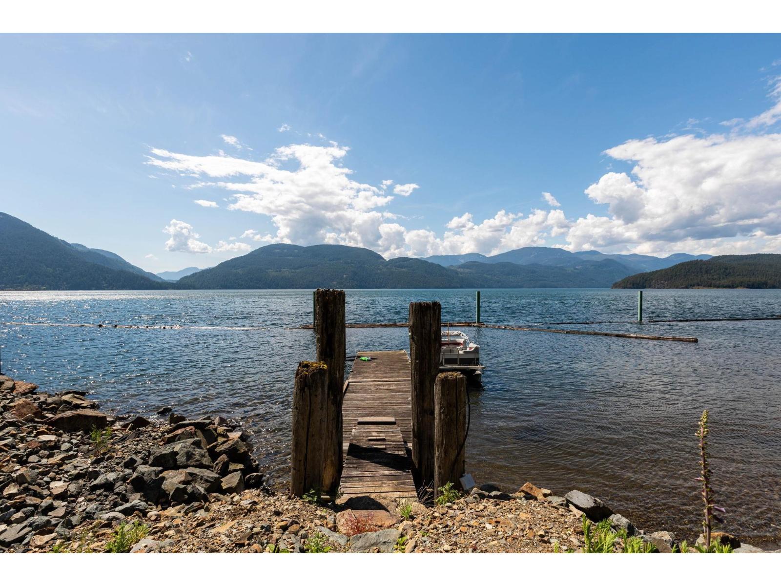 6535 ROCKWELL DRIVE, Harrison Lake, Harrison Hot Springs