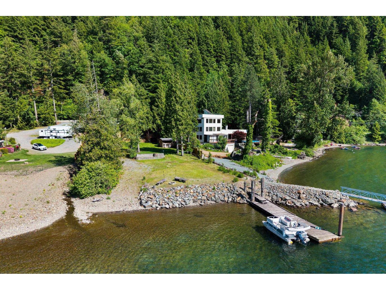 6535 ROCKWELL DRIVE, Harrison Lake, Harrison Hot Springs