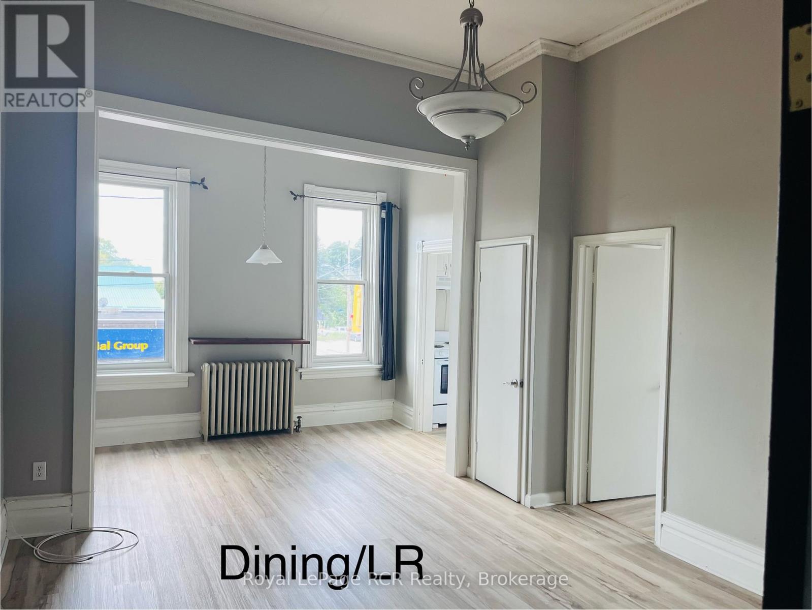 105 GARAFRAXA STREET S - 13