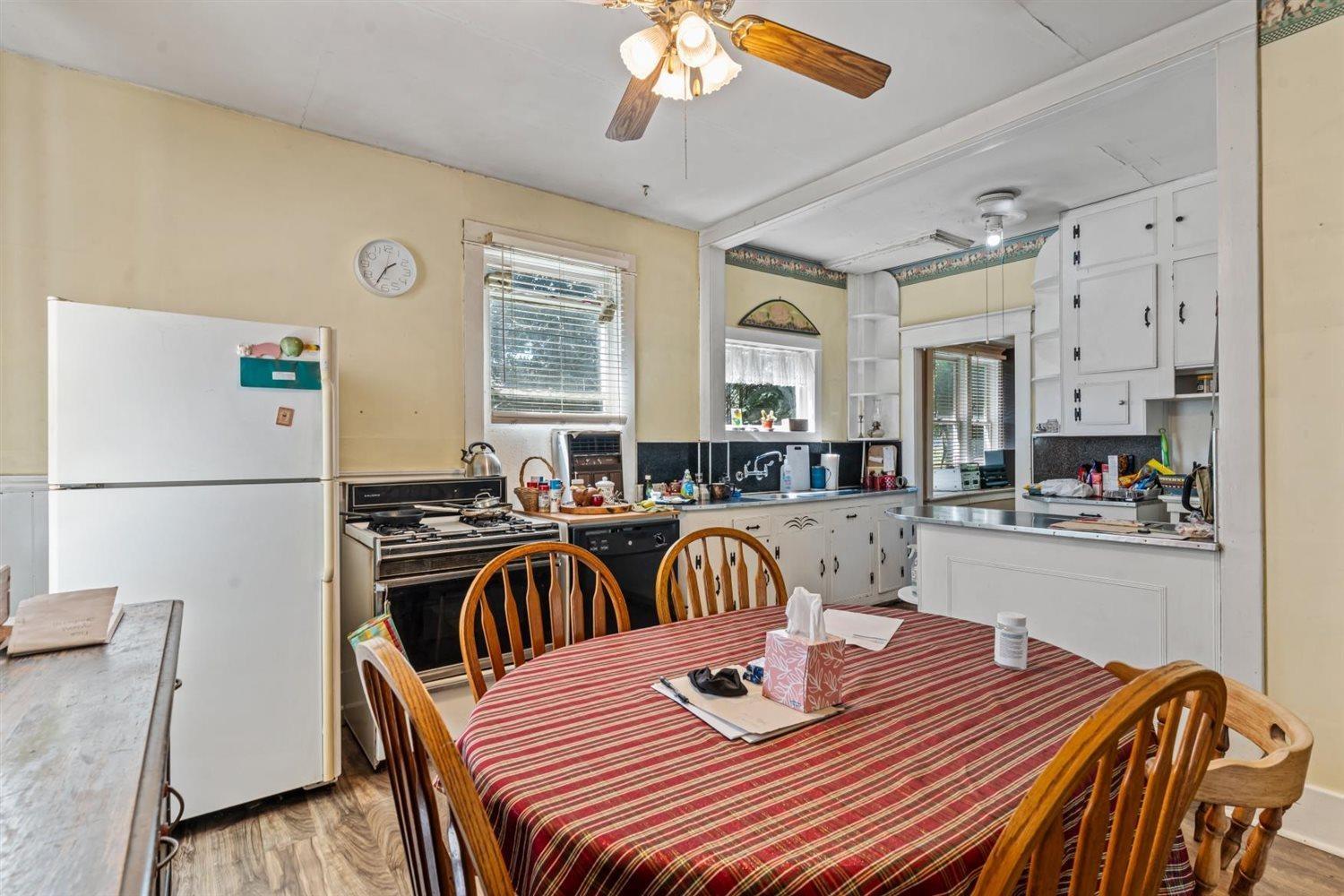 51098 YALE ROAD, Rosedale, Rosedale