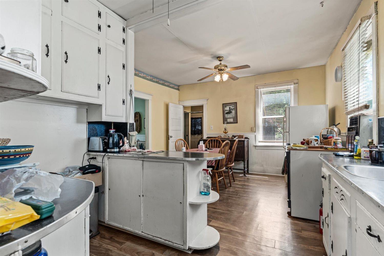 51098 YALE ROAD, Rosedale, Rosedale