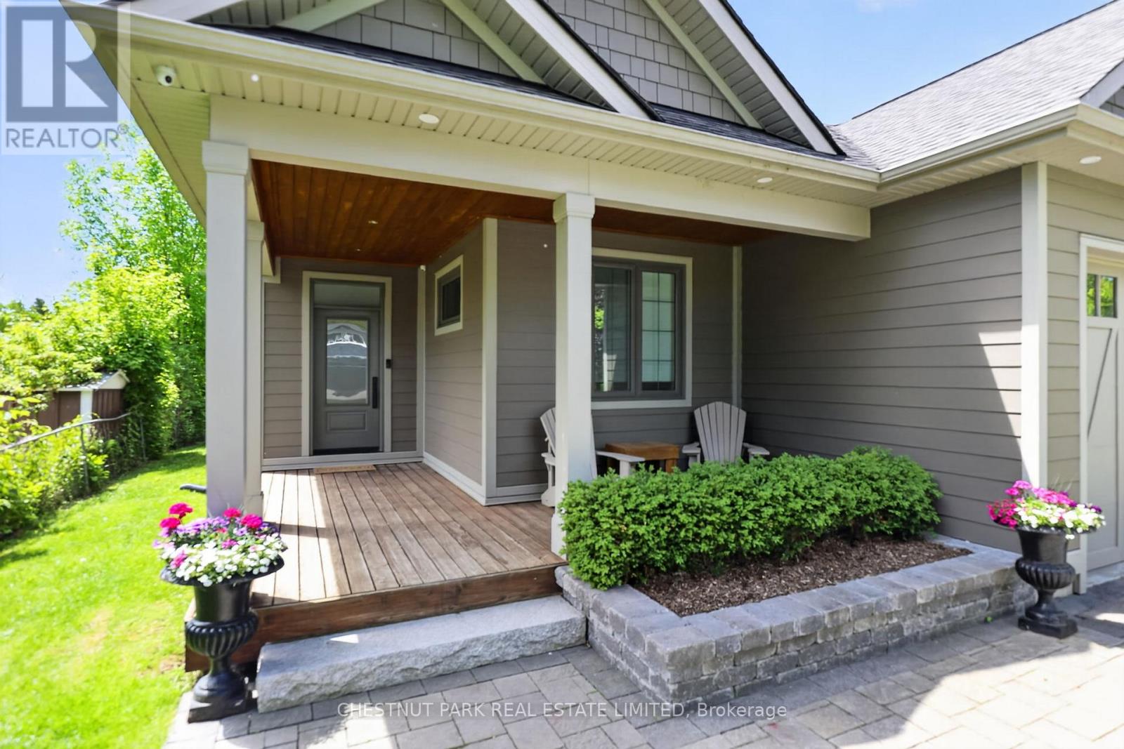 153 RIVEREDGE DRIVE - 3
