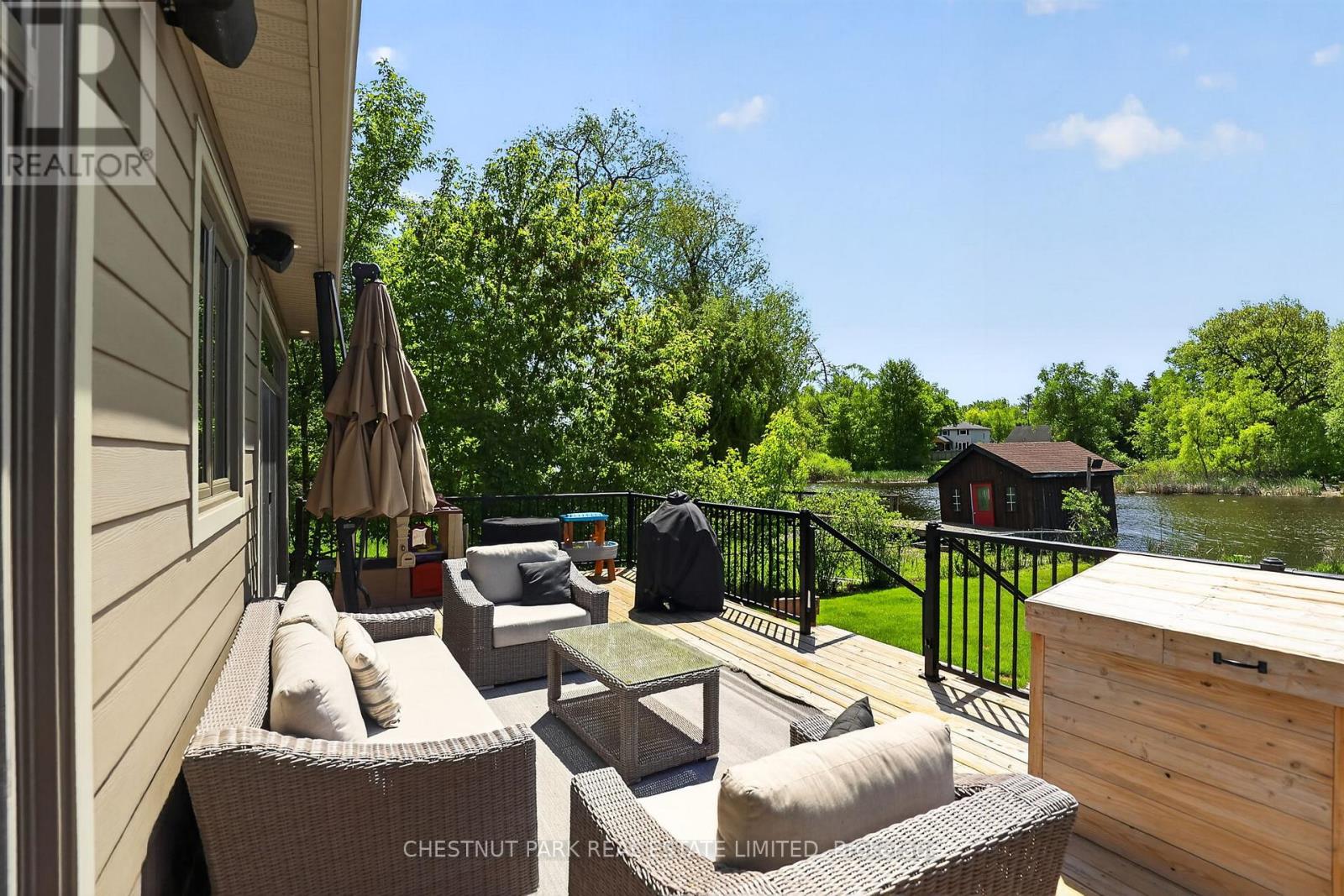 153 RIVEREDGE DRIVE - 31