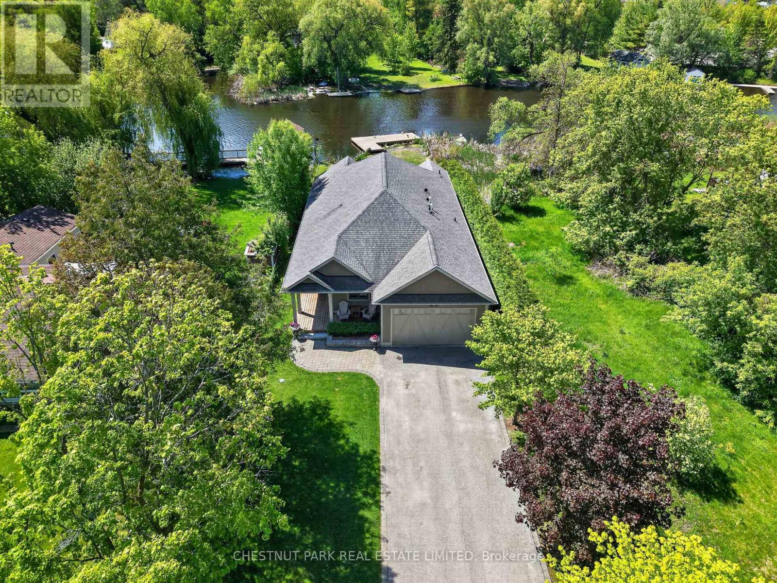 153 RIVEREDGE DRIVE - 34