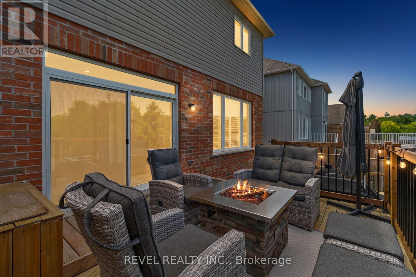 74 MOUNT CRESCENT - 44