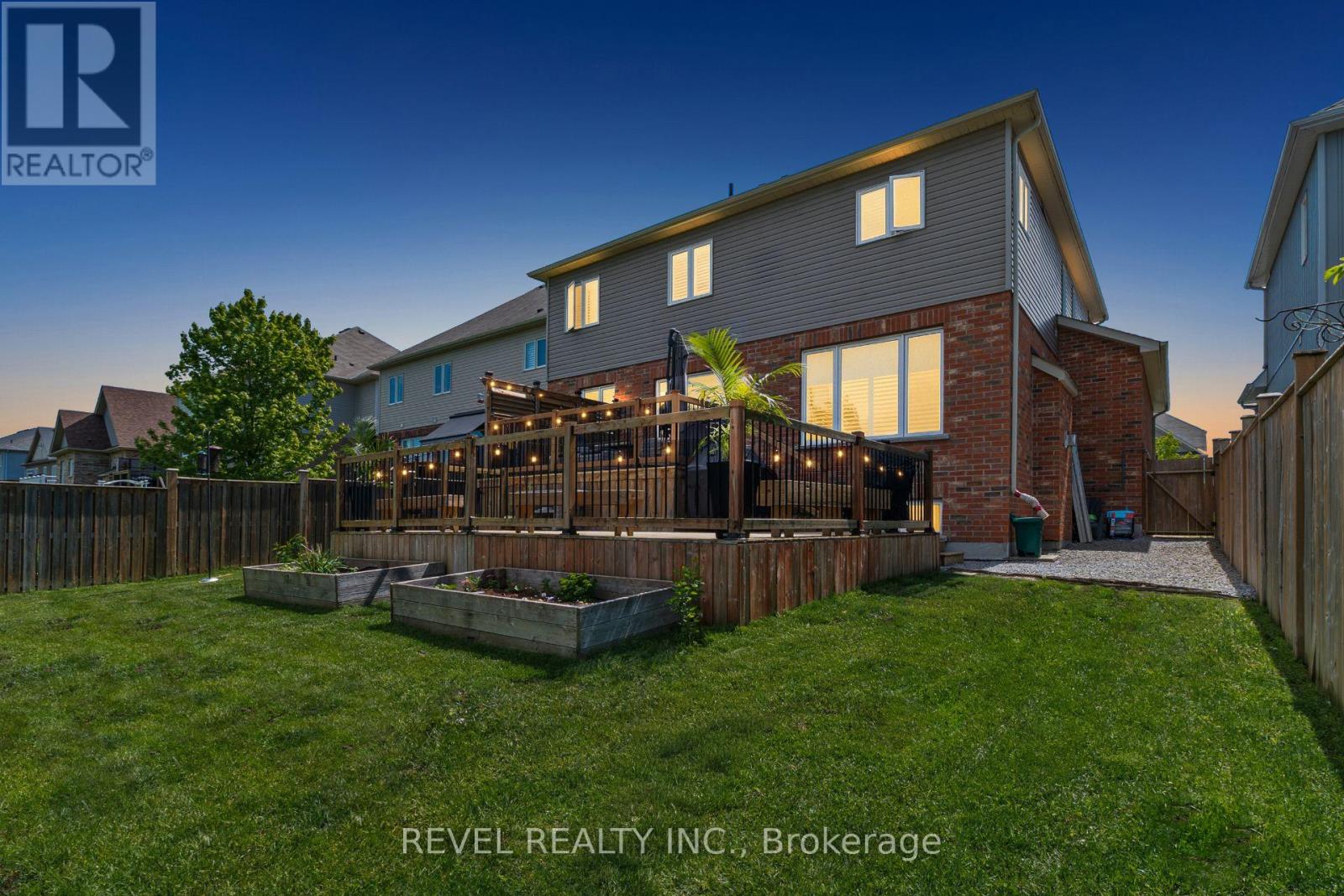 74 MOUNT CRESCENT - 45