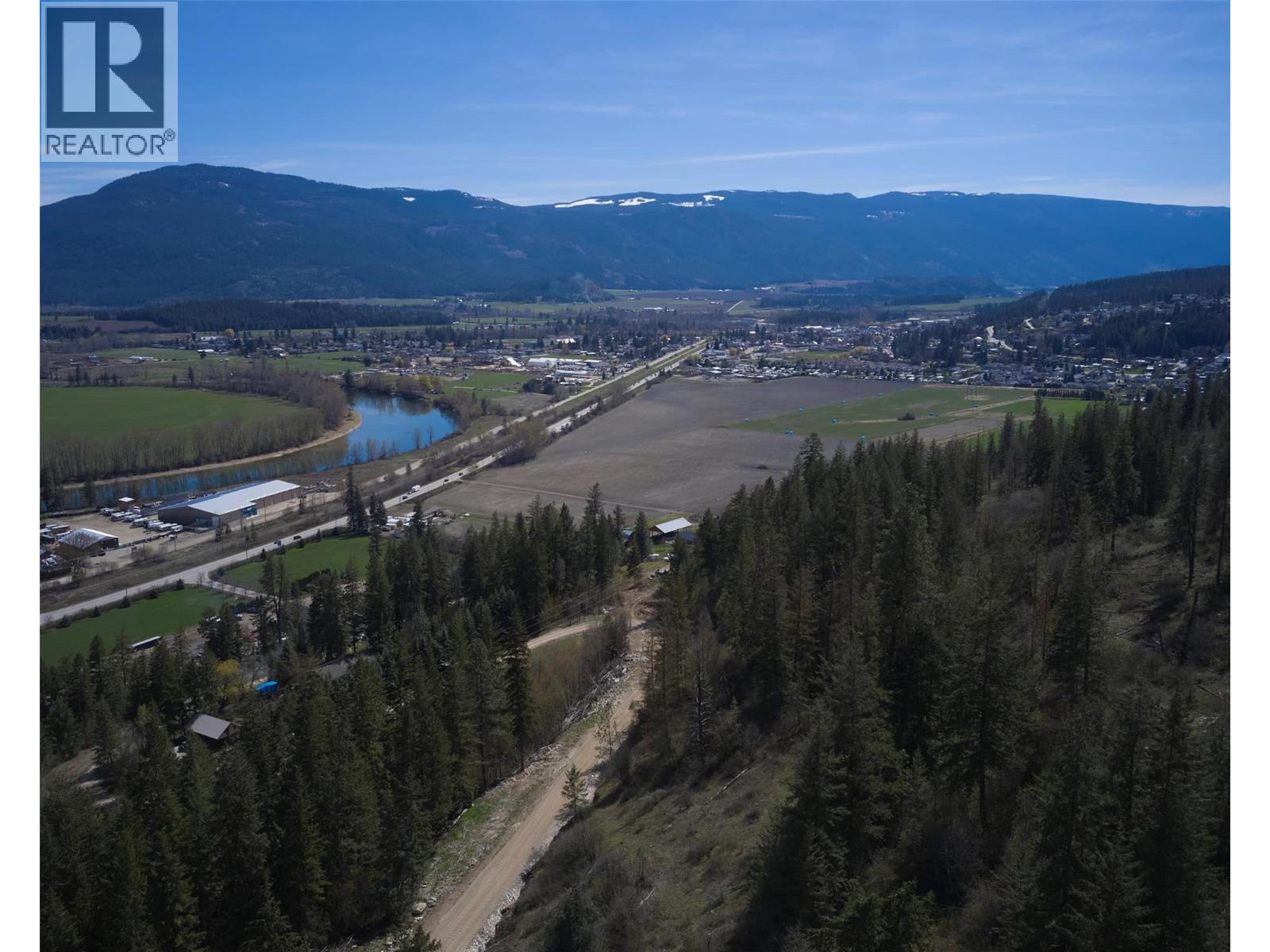 327 Oxbow Place, Enderby
