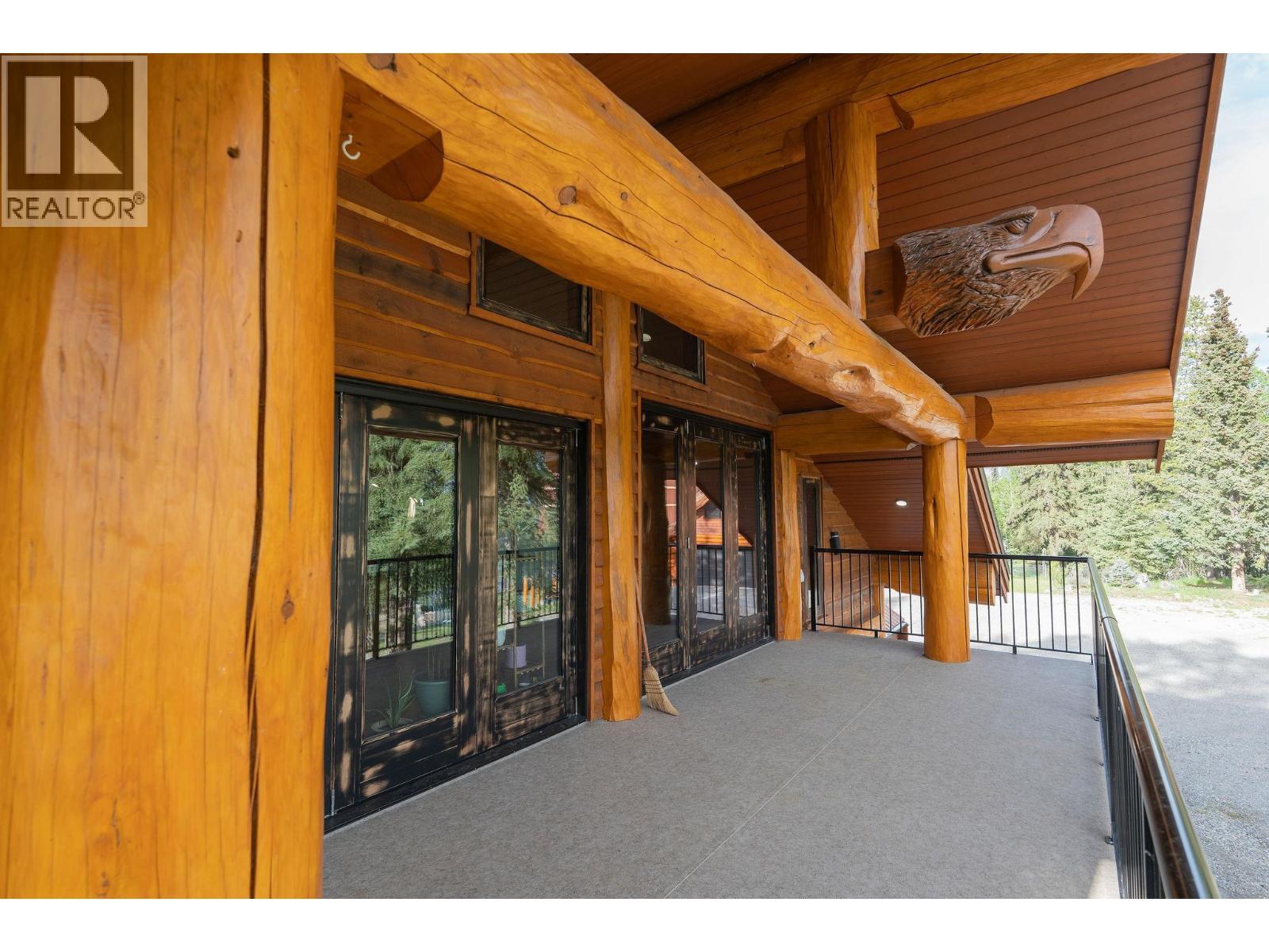 3754 HORSEFLY ROAD - 31