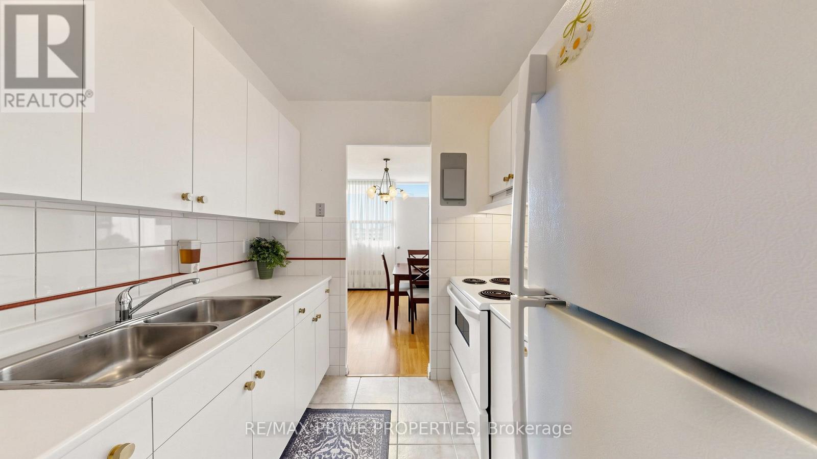 #1404 1455 LAWRENCE AVENUE W - 16