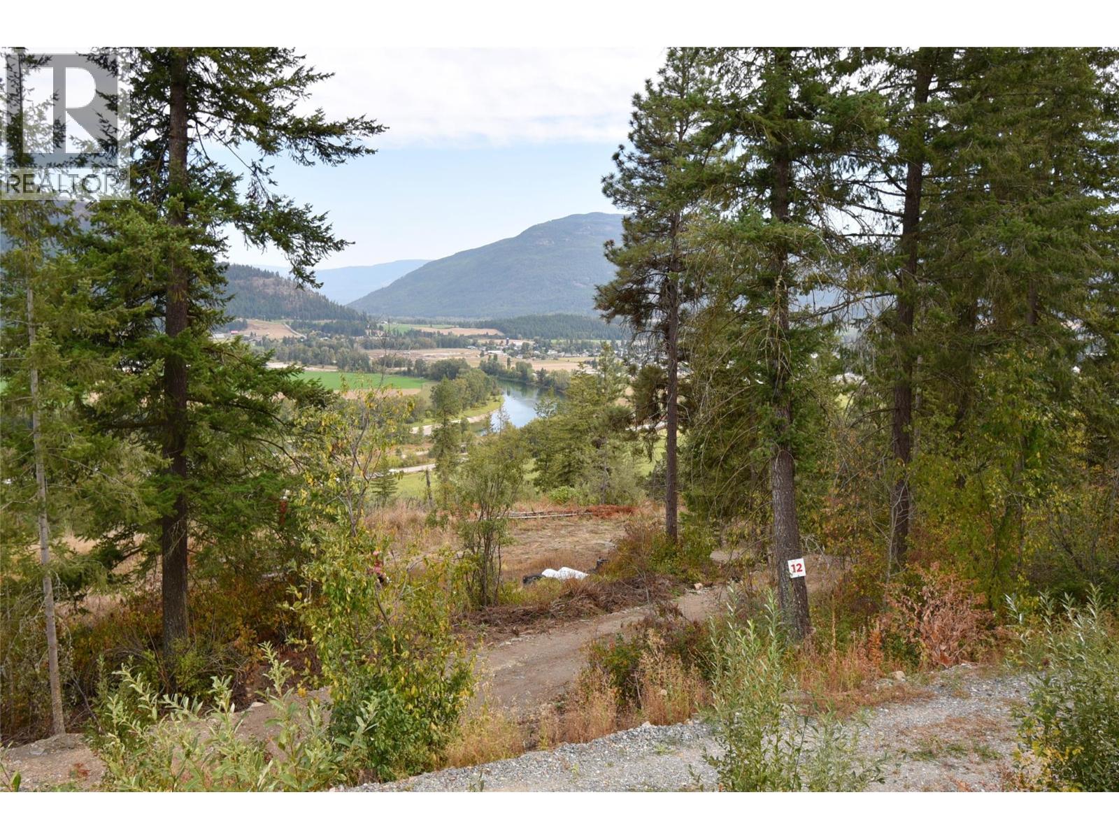  219 Crooked Pine Road, Enderby