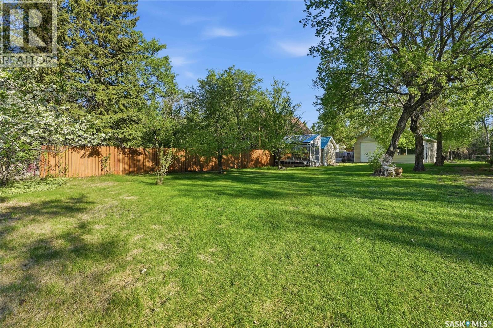 242 Woodlawn AVENUE - 38