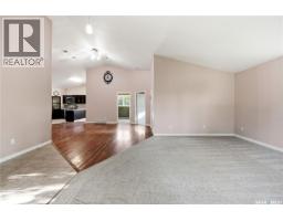242 Woodlawn Avenue, Katepwa Beach, SK S0G2Y0 Photo 10