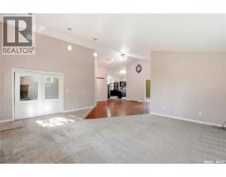 242 Woodlawn Avenue, Katepwa Beach, SK S0G2Y0 Photo 9