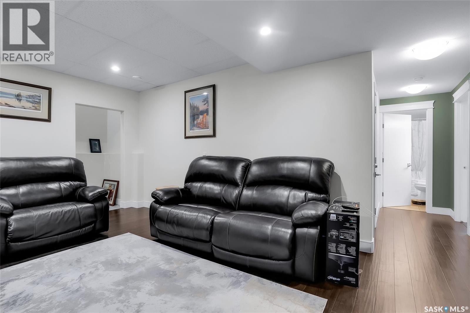 922 Rockhill LANE - 29