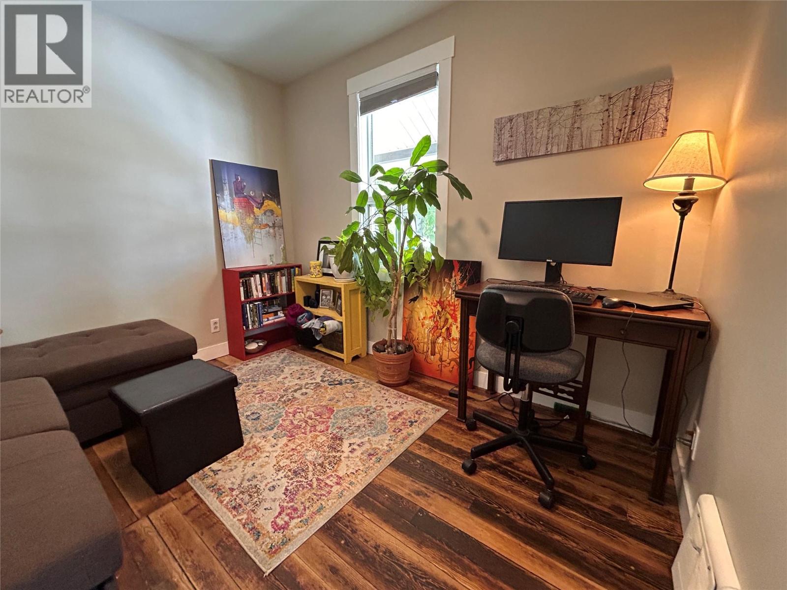 1350 Main Street - 18