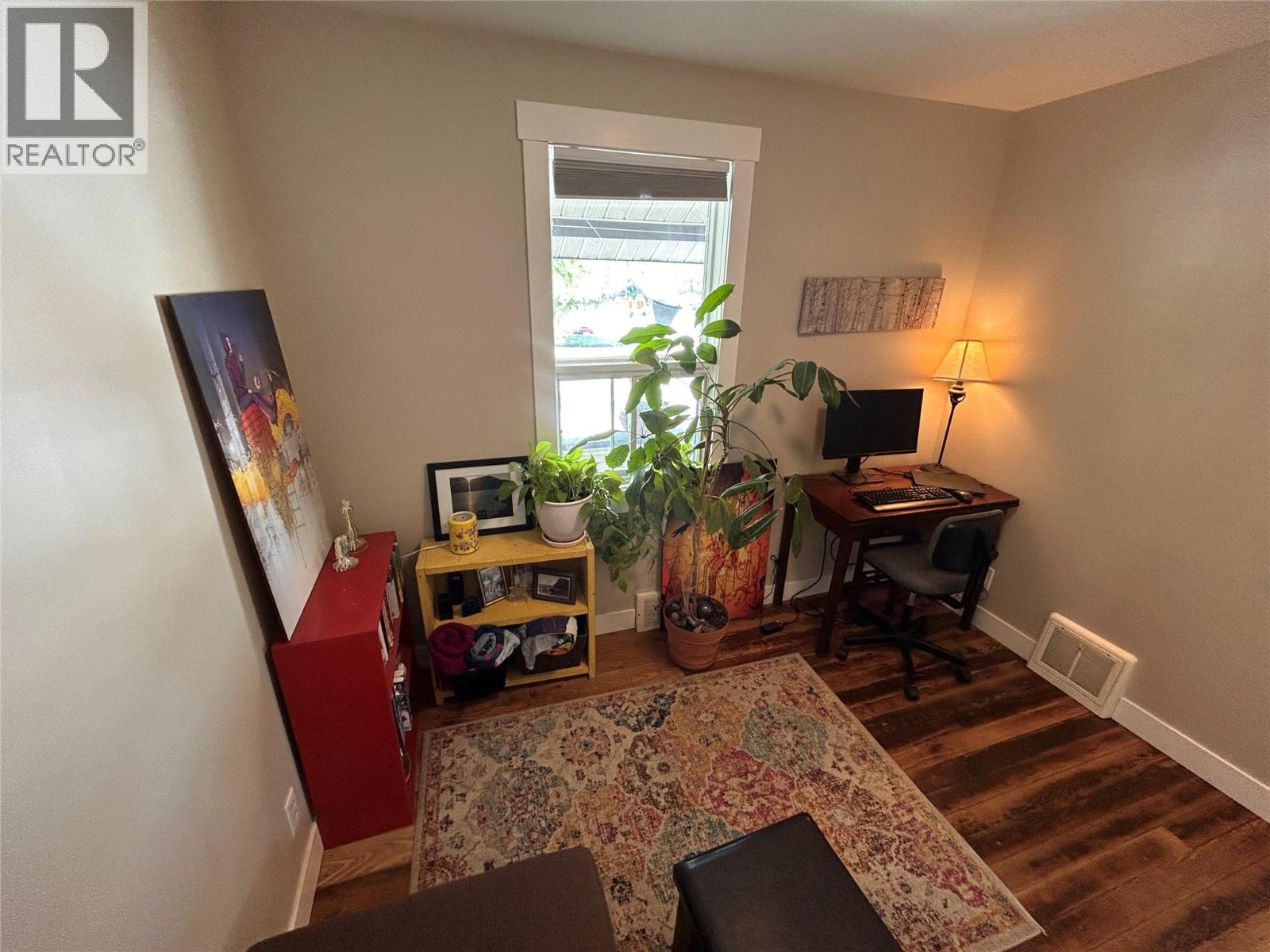 1350 Main Street - 20
