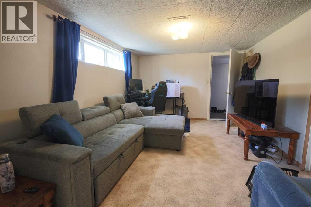5424 51 Avenue - 22