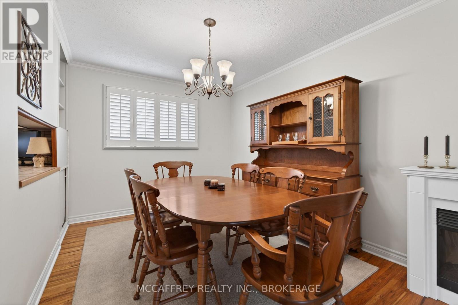 164 VANLUVEN ROAD - 8