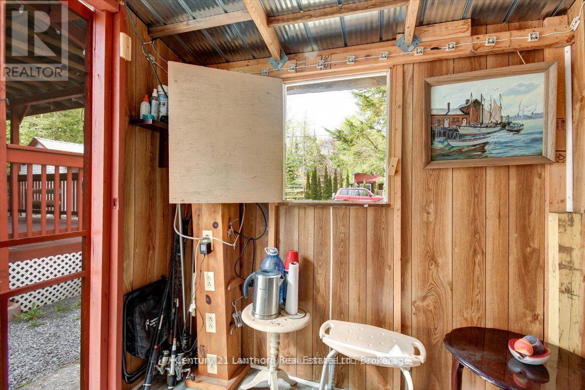 54 BEACH ROAD - 13