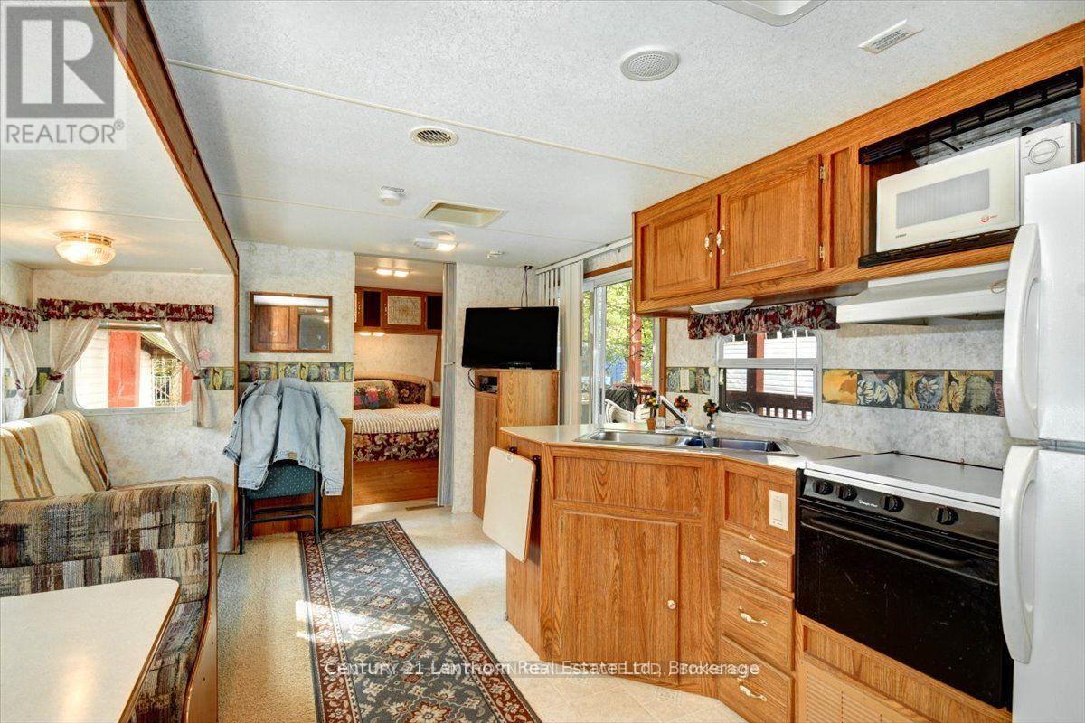 54 BEACH ROAD - 7