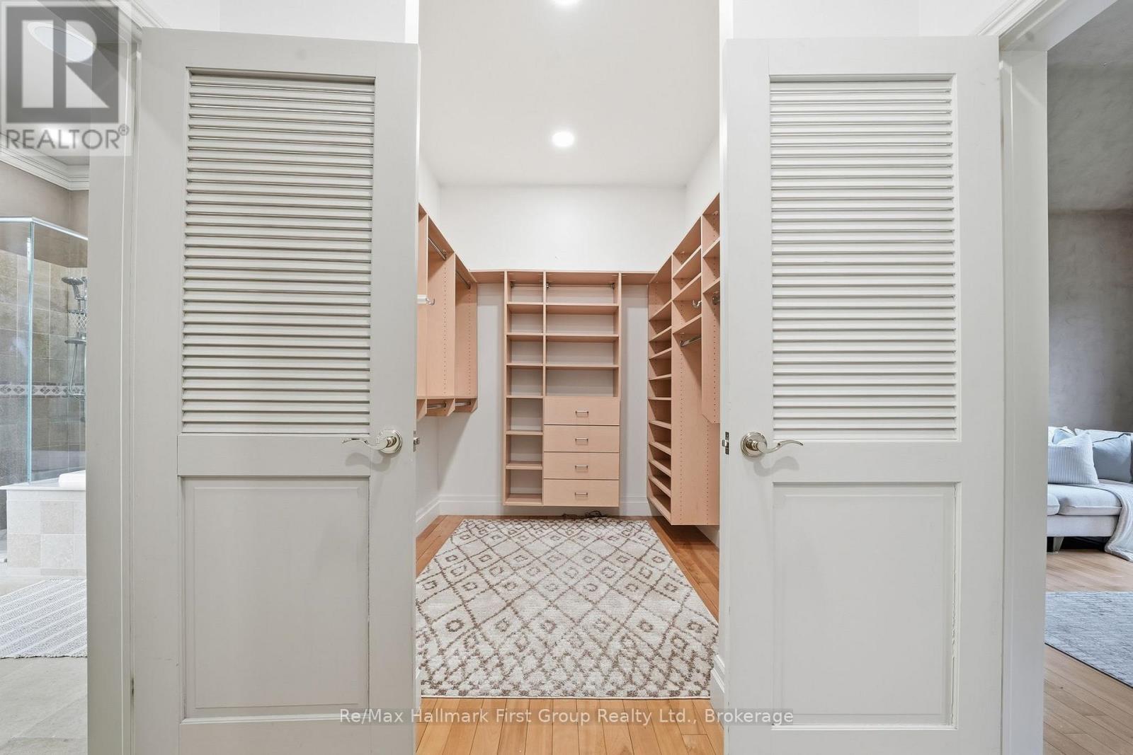 3121 THEATRE ROAD N - Image 22