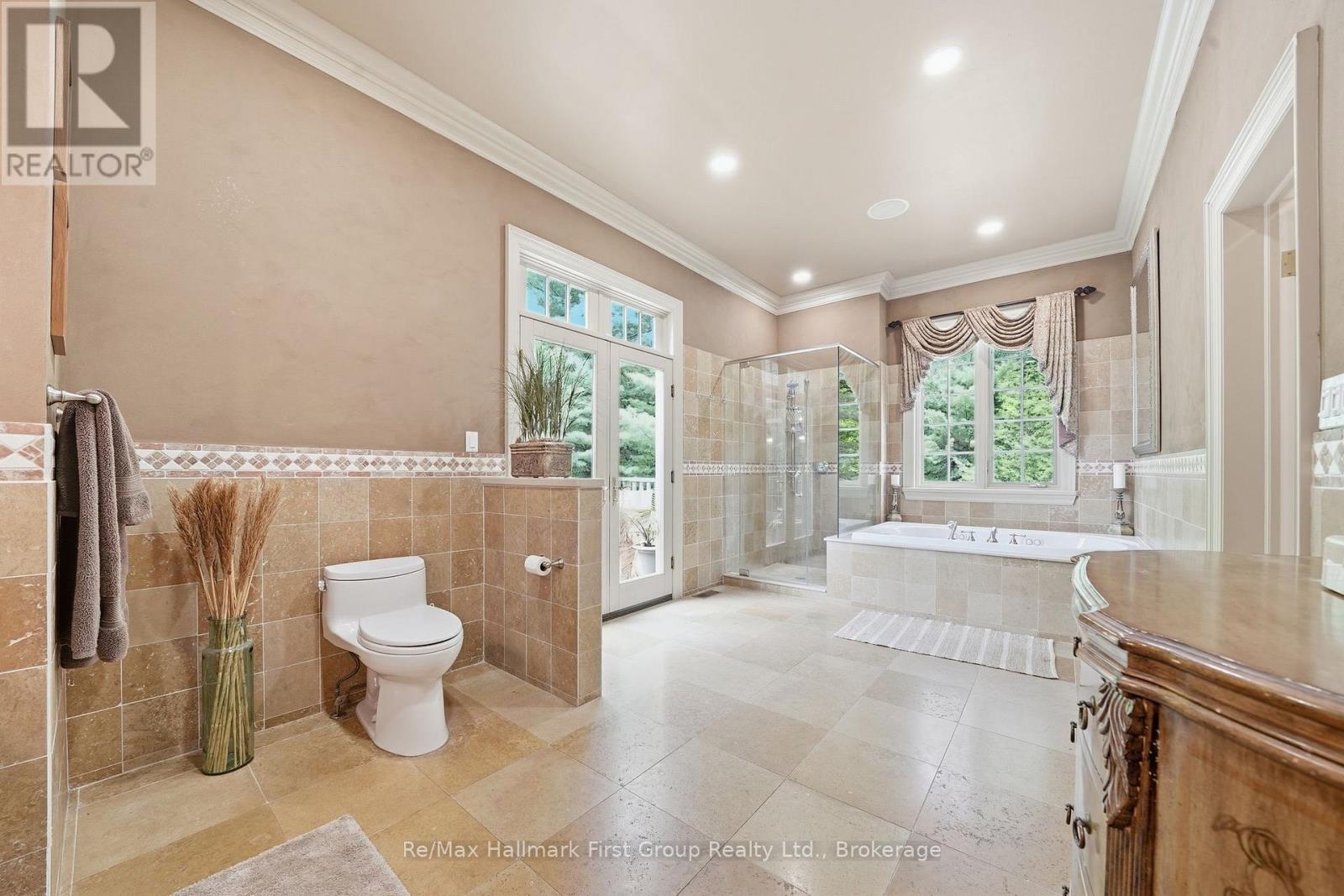 3121 THEATRE ROAD N - Image 24