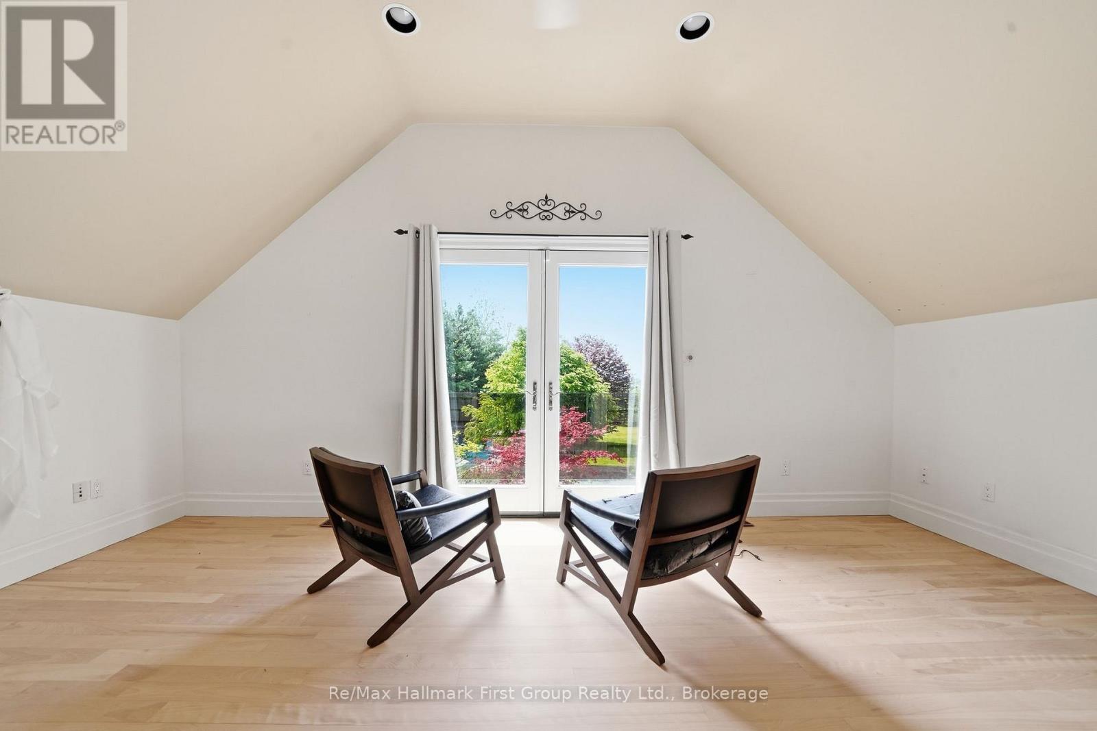 3121 THEATRE ROAD N - Image 38