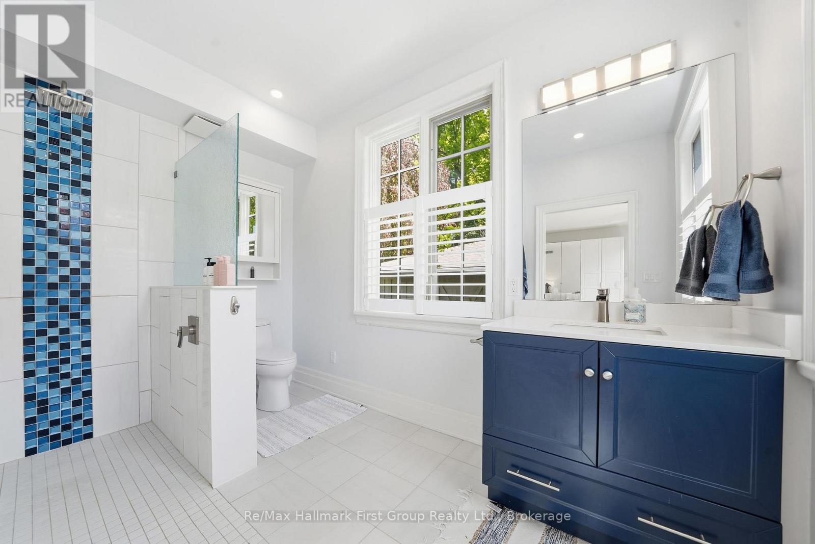 3121 THEATRE ROAD N - Image 40