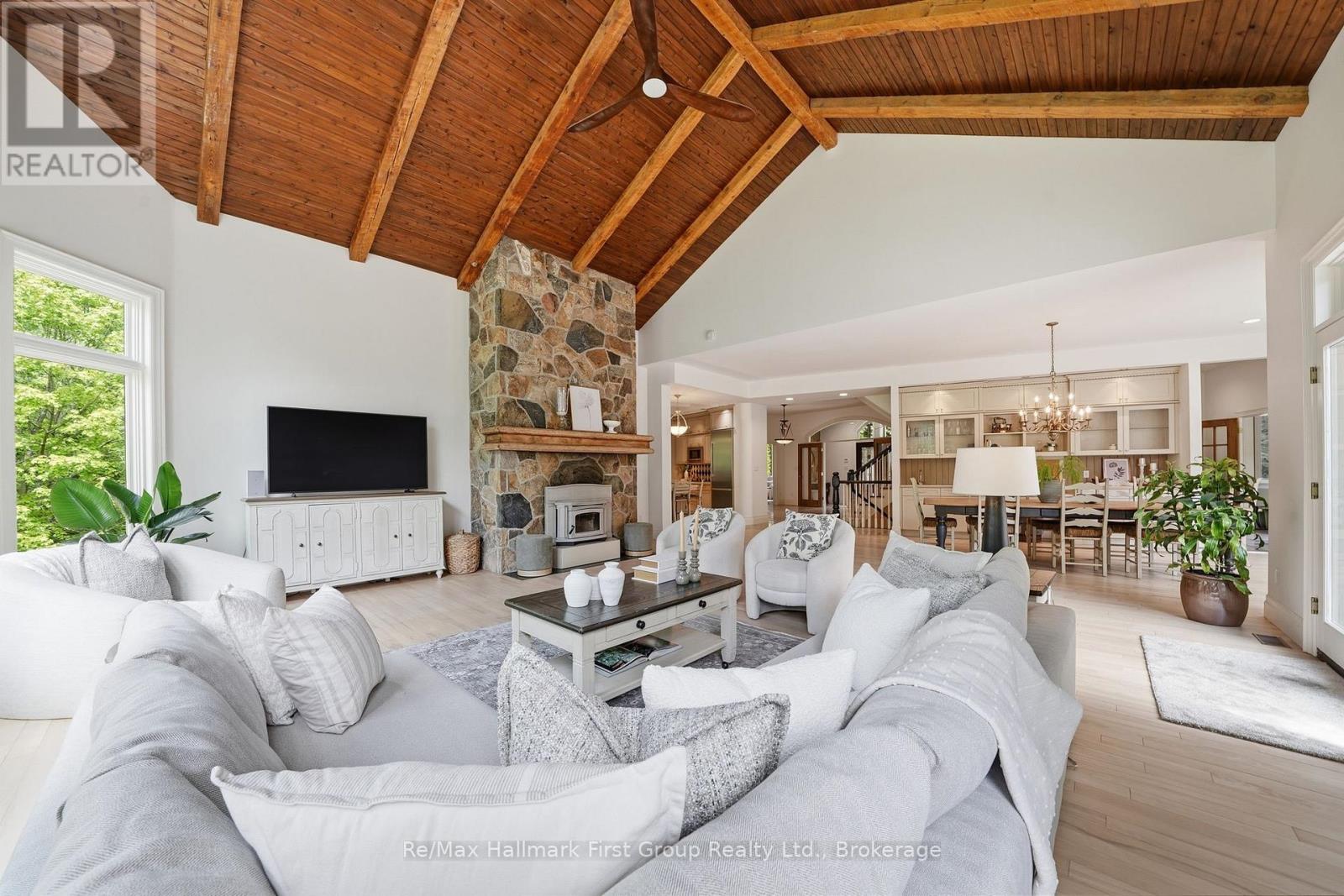 3121 THEATRE ROAD N - Image 8