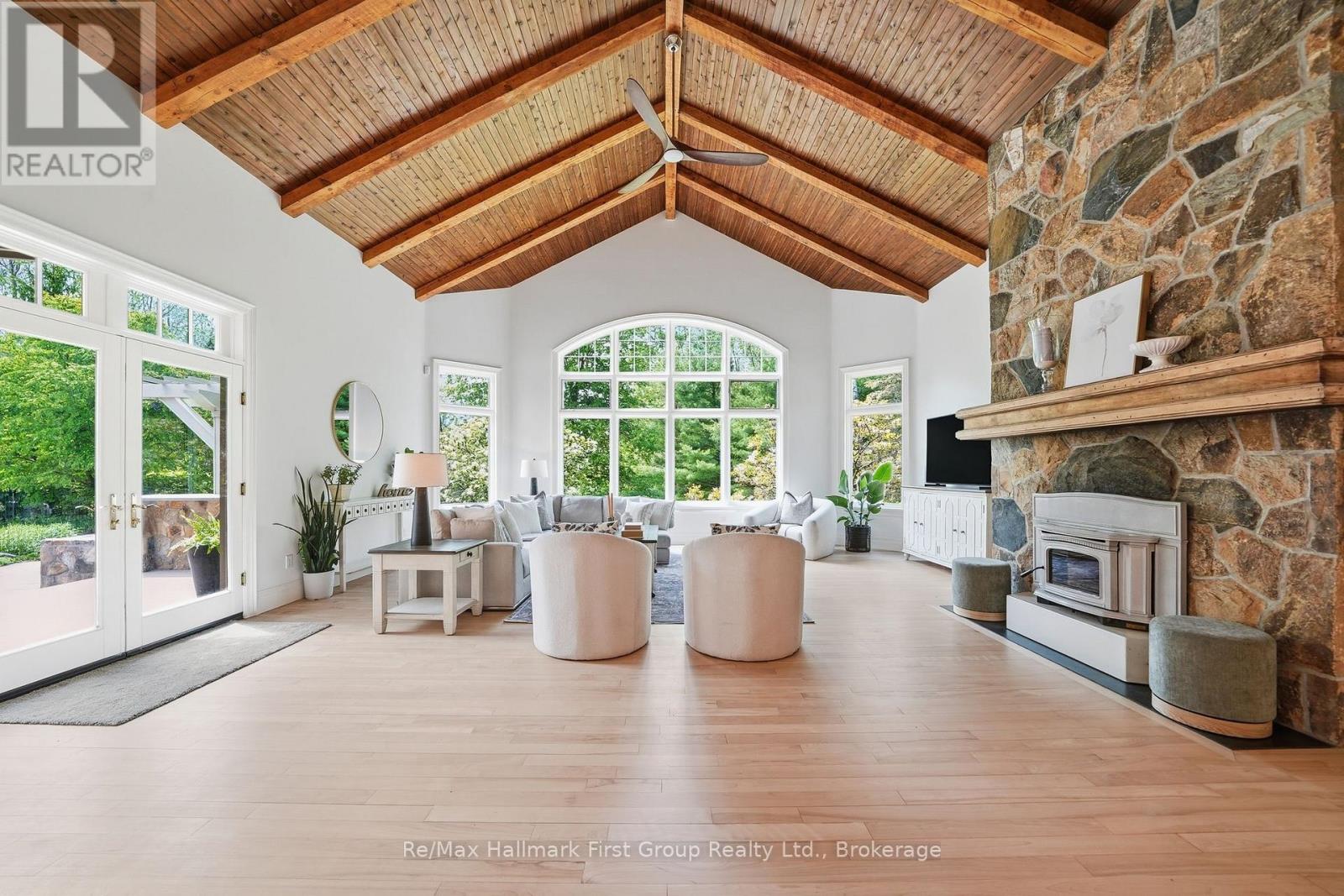 3121 THEATRE ROAD N - Image 9