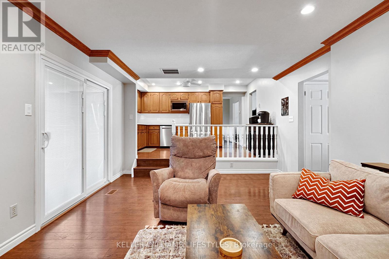 115 ACORN CRESCENT - 19