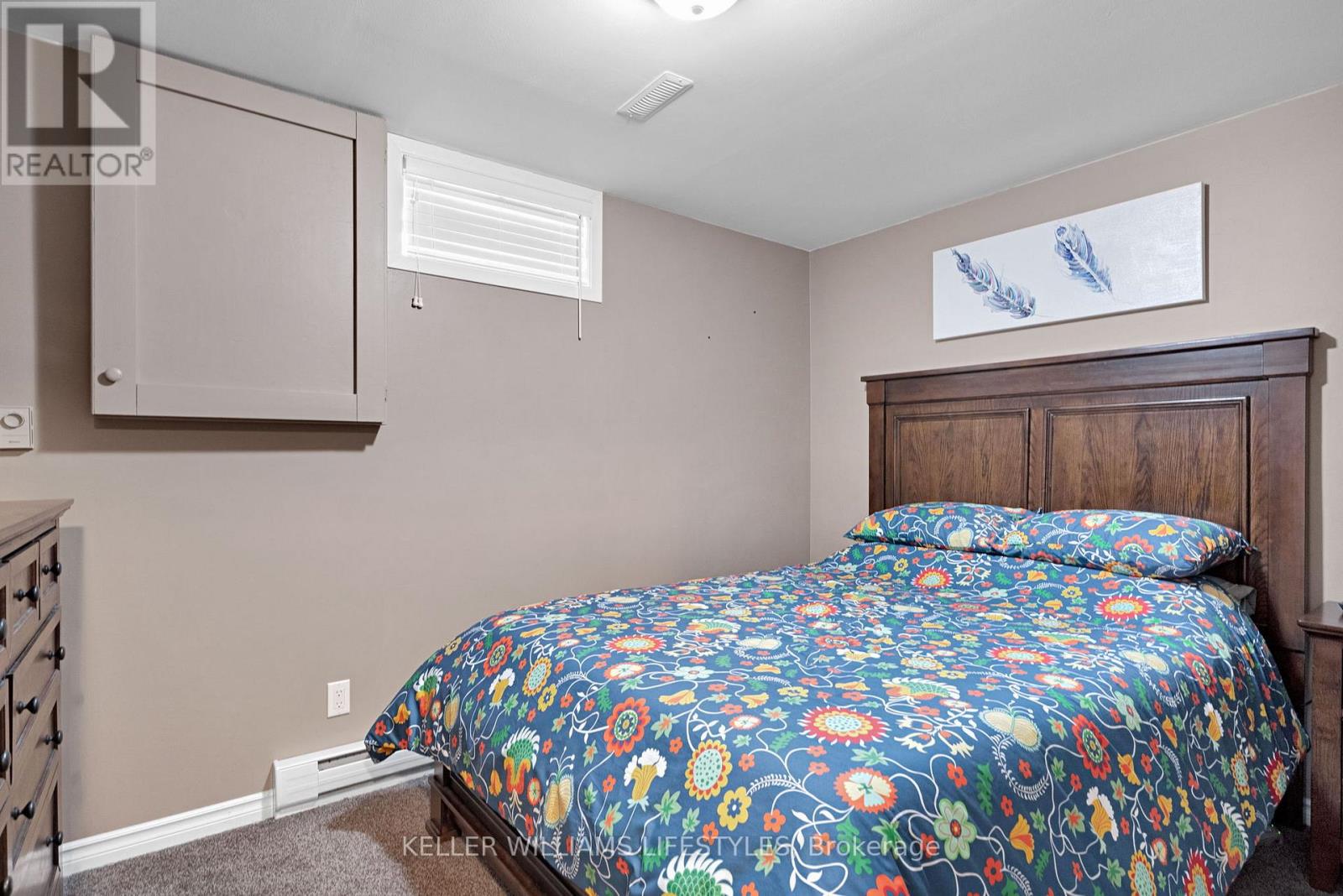 115 ACORN CRESCENT - 32