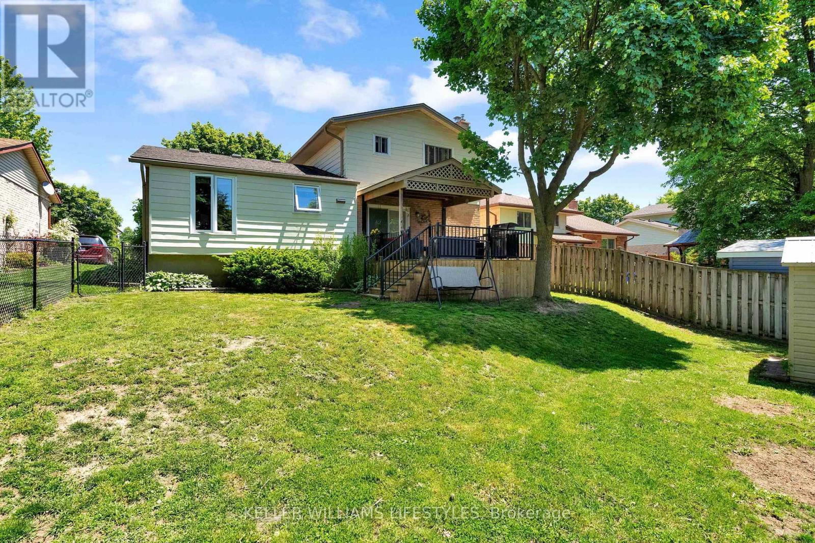115 ACORN CRESCENT - 36
