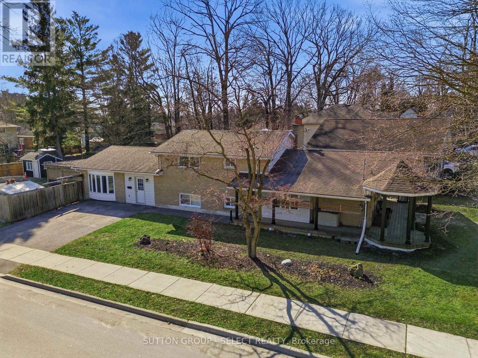 45 UPPER AVENUE - Image 3